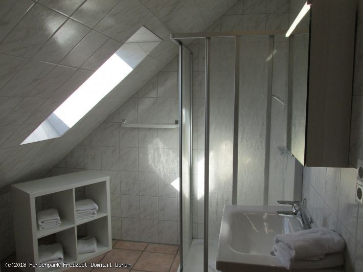 Duschbad oben / Sauna: